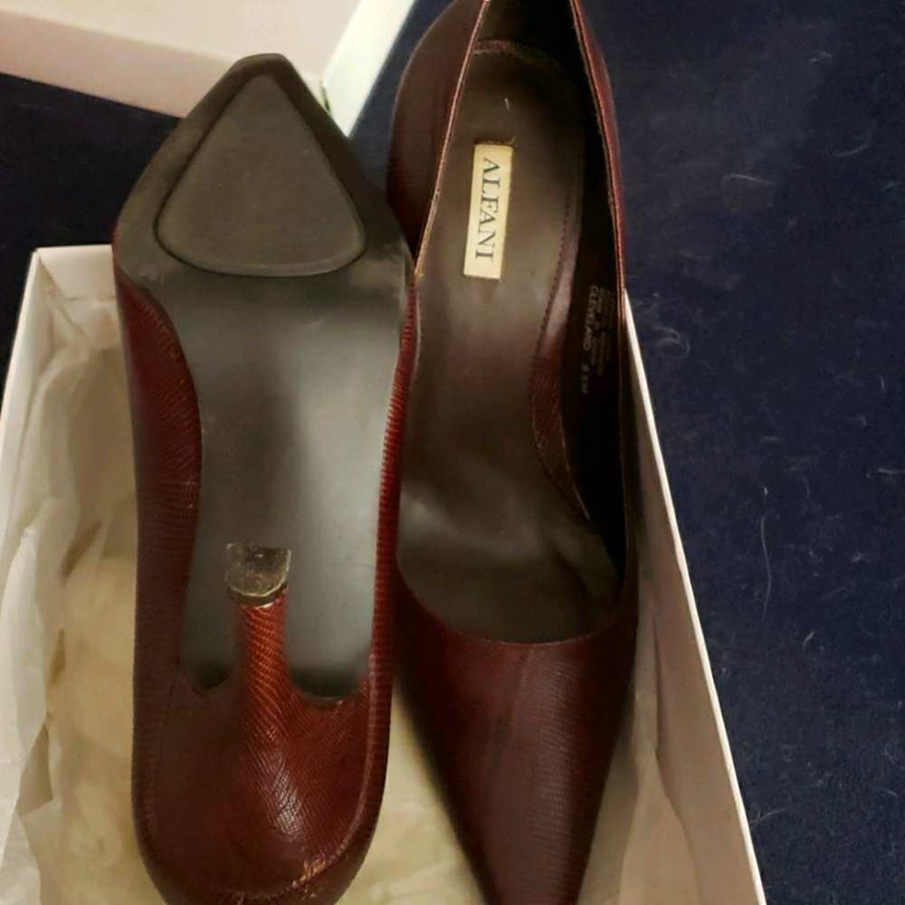 Brown Alfani pumps